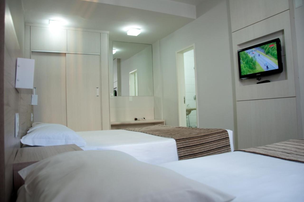 Hotel Linhatur Linhares Eksteriør bilde